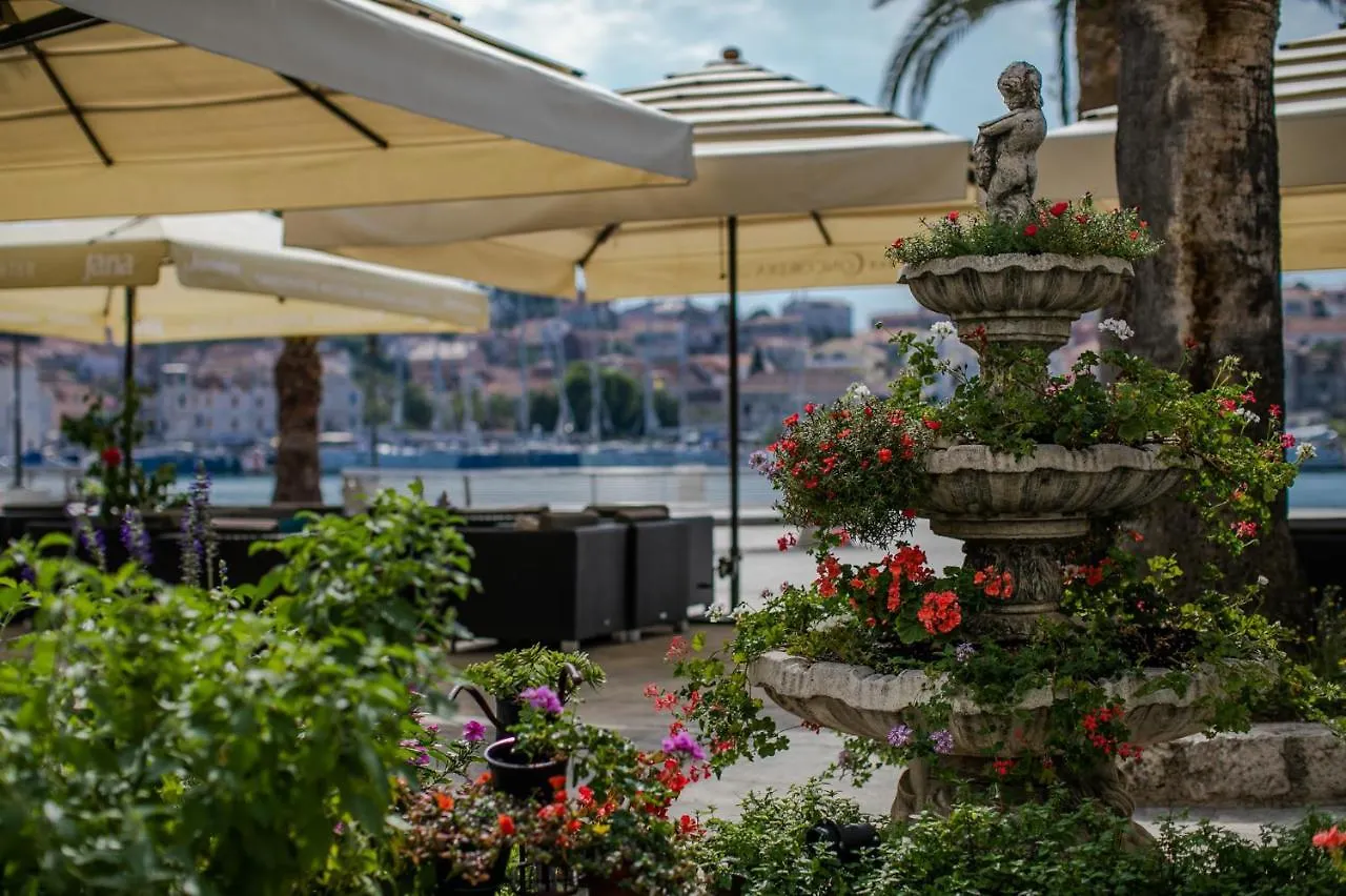 Hotel Concordia Trogir 2*,