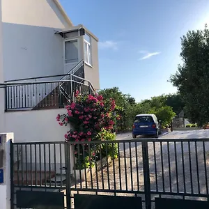Mira Appartement Trogir
