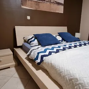 mm-apartments.hotelinzadar.com/