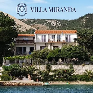 Miranda On The Apartament Barbat na Rabu