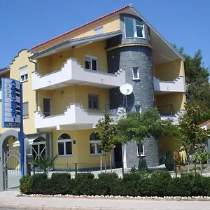 apartments-san-sukosan.hotelinzadar.com/