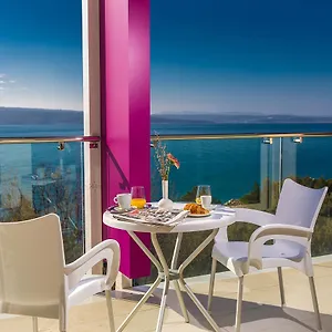 hotel-crikvenica.primorje-gorskikotar.com/