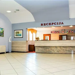 hotel-selce.primorje-gorskikotar.com/