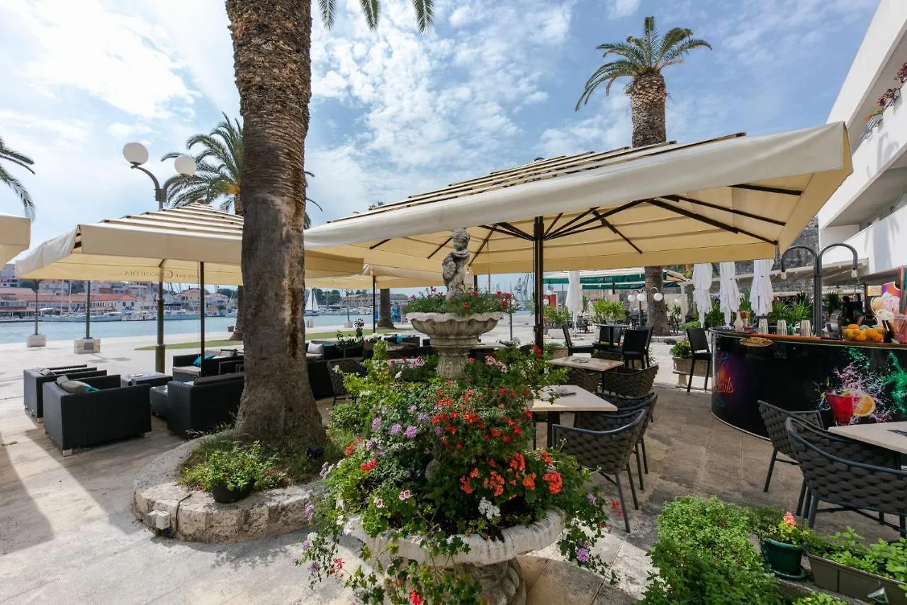 Hotel Concordia Trogir 2*,  Croatia